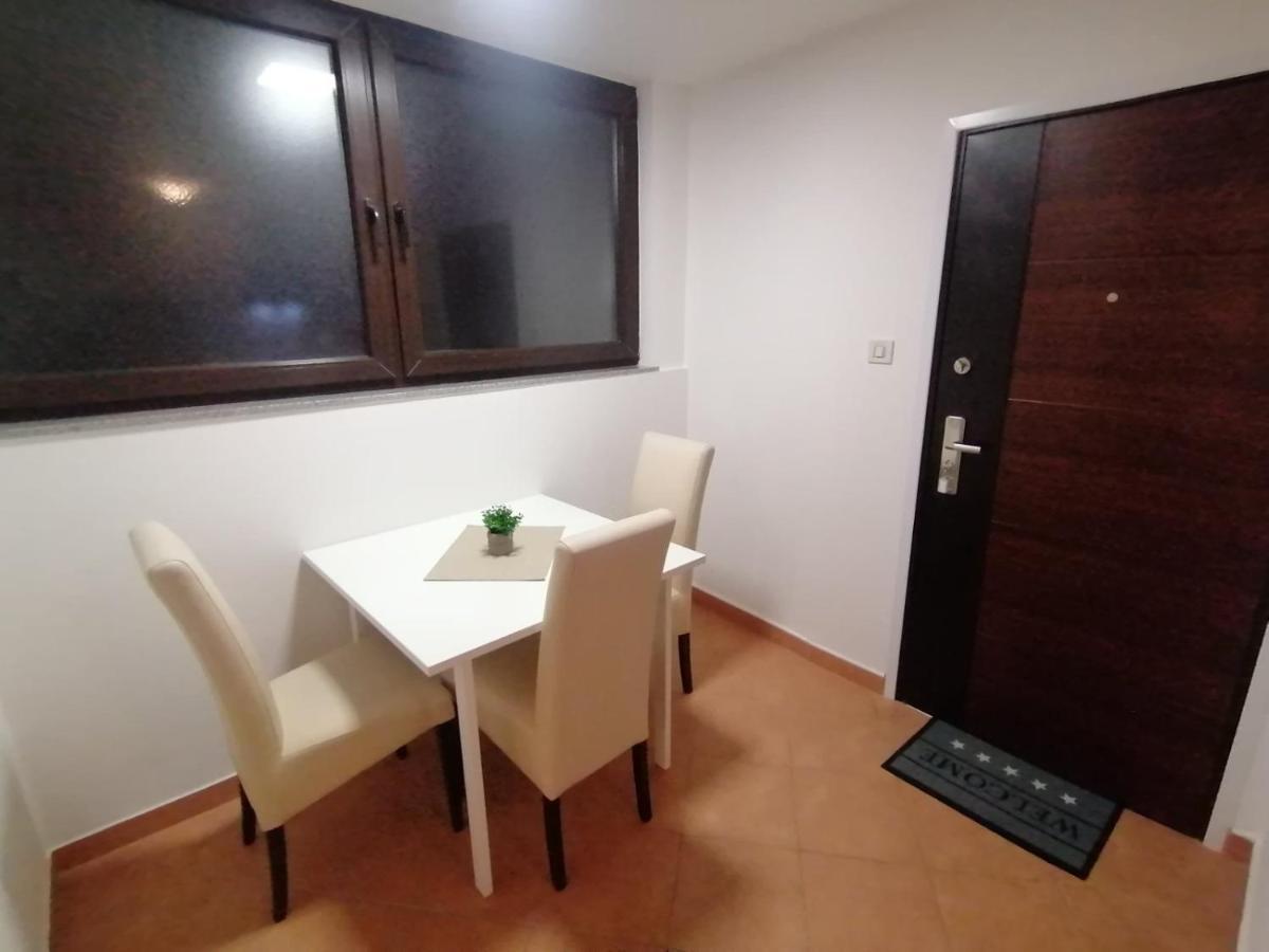 Apartments Pepe Новиград Екстериор снимка