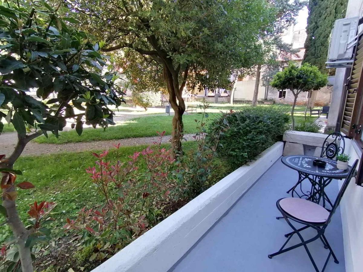 Apartments Pepe Новиград Екстериор снимка