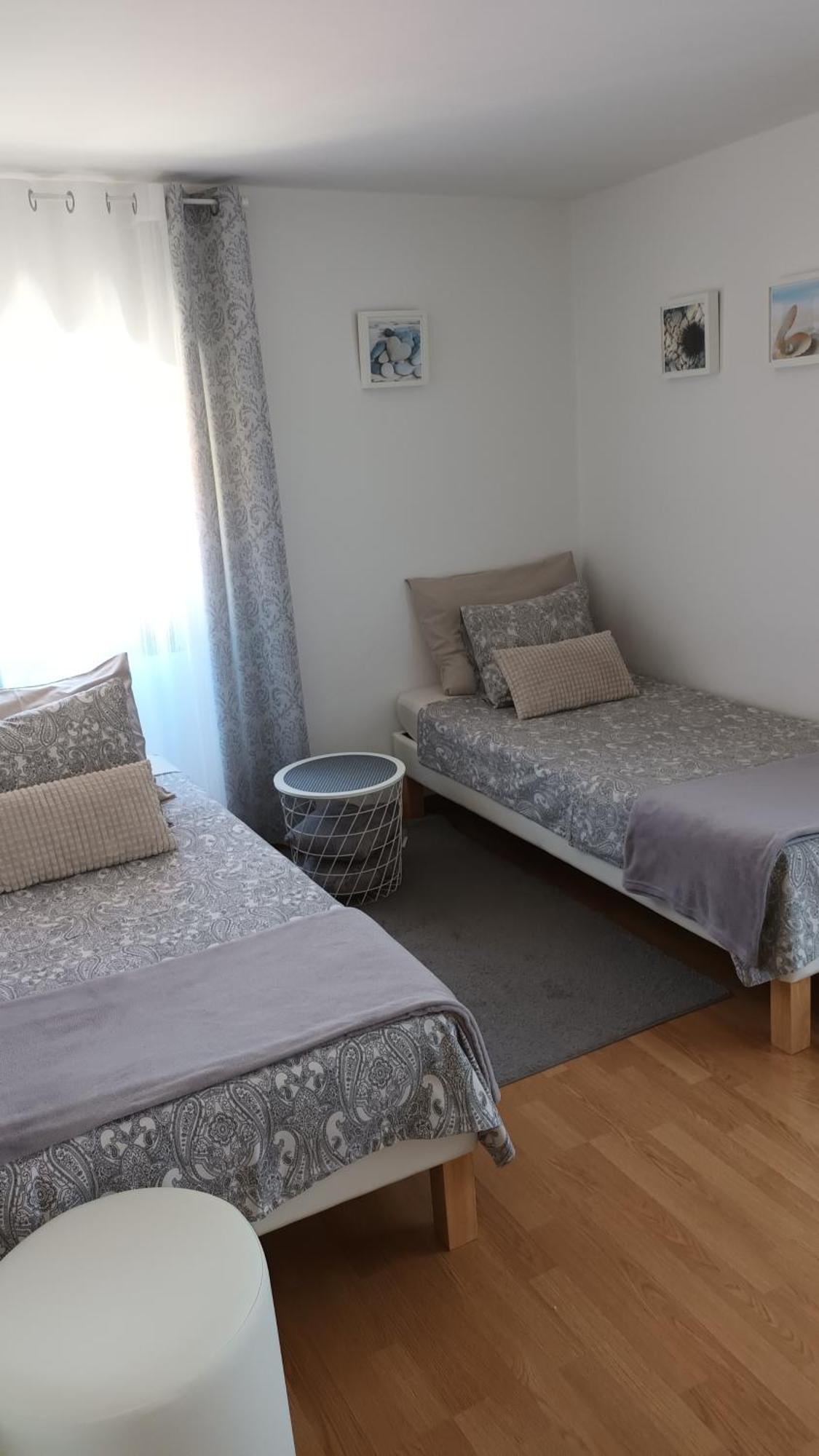 Apartments Pepe Новиград Екстериор снимка