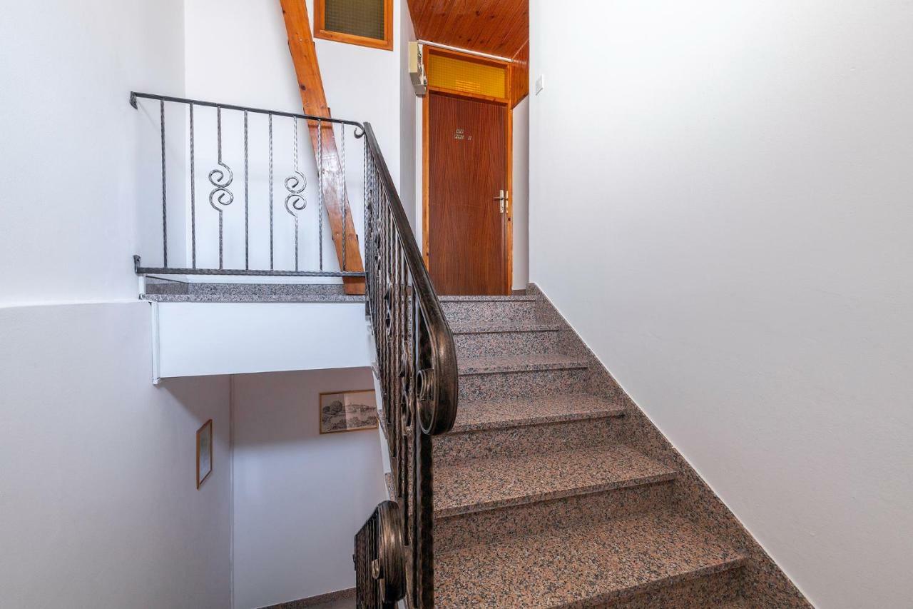 Apartments Pepe Новиград Екстериор снимка